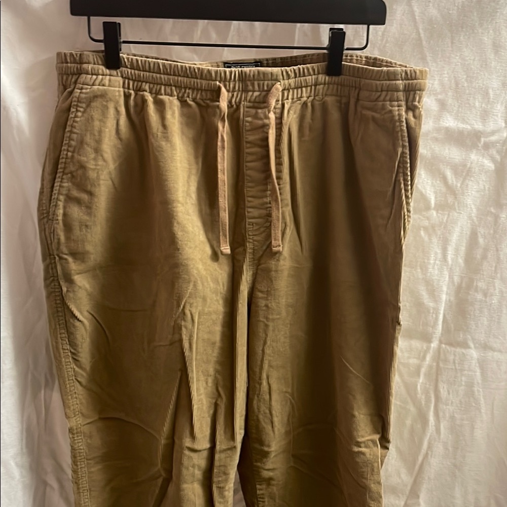 Todd Snyder Corduroy Weekend Pant